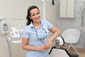 Tandarts Parisa - tandarts Dental Clinics Huizen
